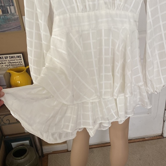 Princess Polly skort romper - Picture 4 of 9